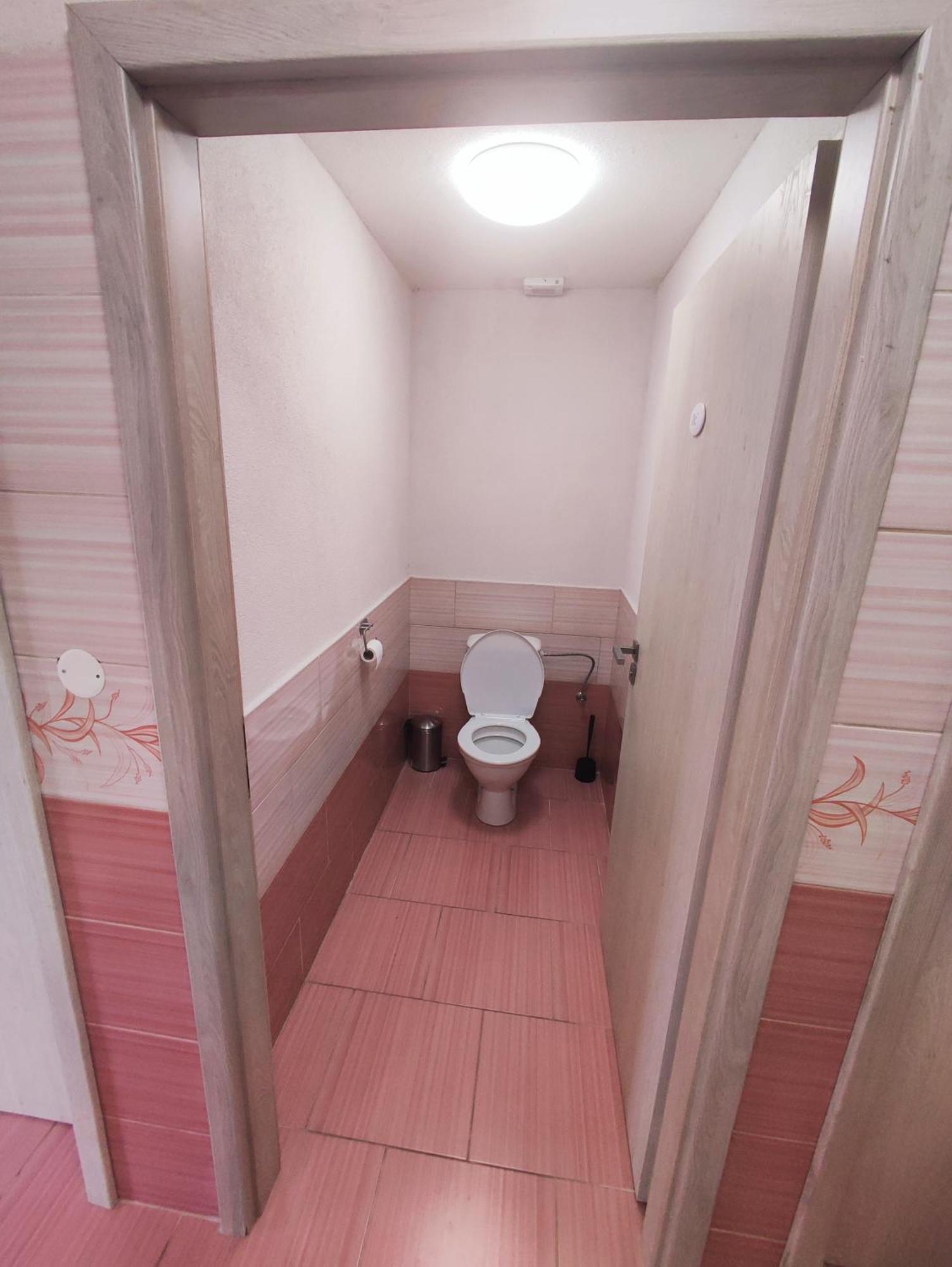 Pronajem Dreveneho Mobilheimu Stit Apartment คลูเม็ตซ์ นาด ชิดลิโนว์ ภายนอก รูปภาพ